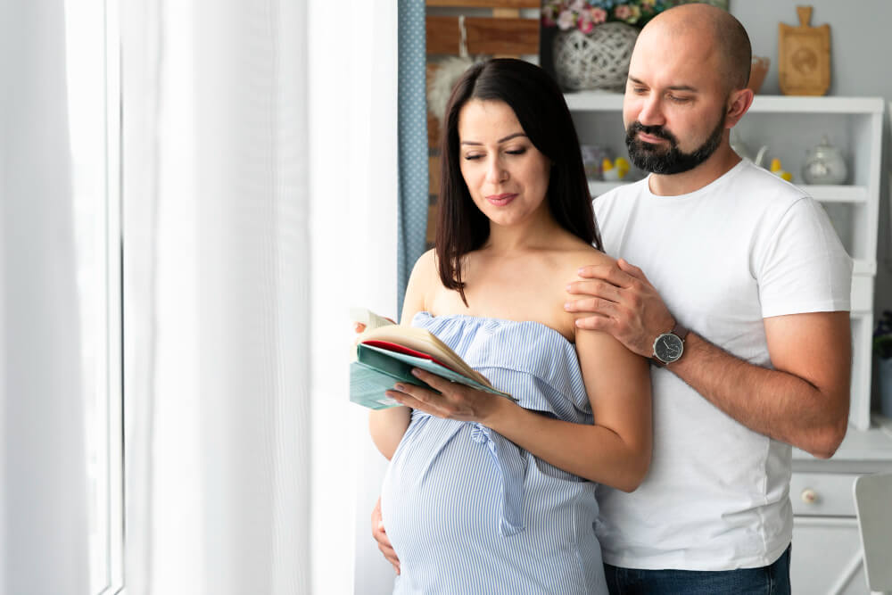 ¿Cómo gestionar una baja por maternidad o paternidad en su empresa?